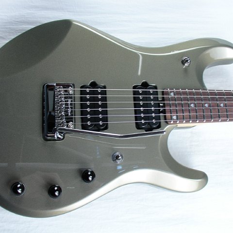 656c